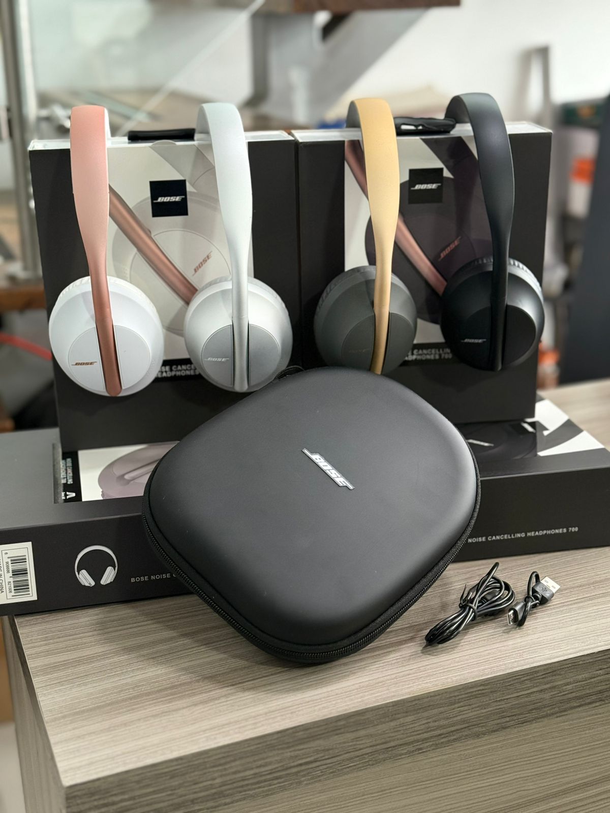 Audifono Diadema Bose 700 Bluetooth